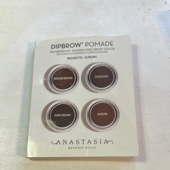 Anastasia Beverly Hills Dipbrow Pomade Quad - Picture 1 of 4